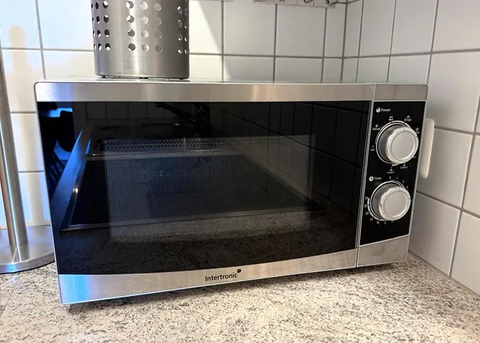 Salute 105 * Лойкербад