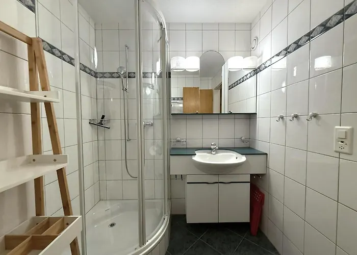 Salute 105 Лойкербад